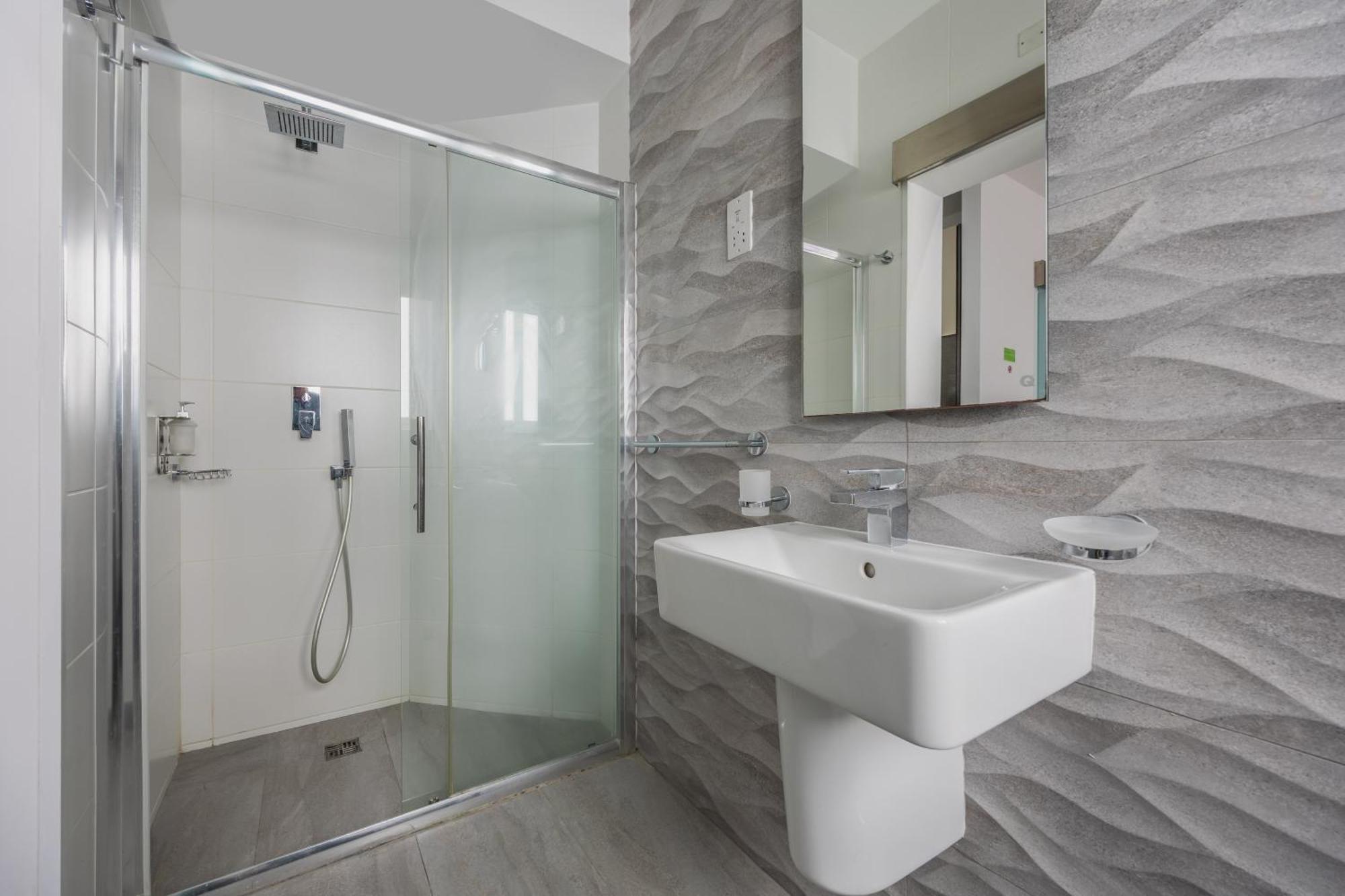 Saint Julian's Jules Suites מראה חיצוני תמונה