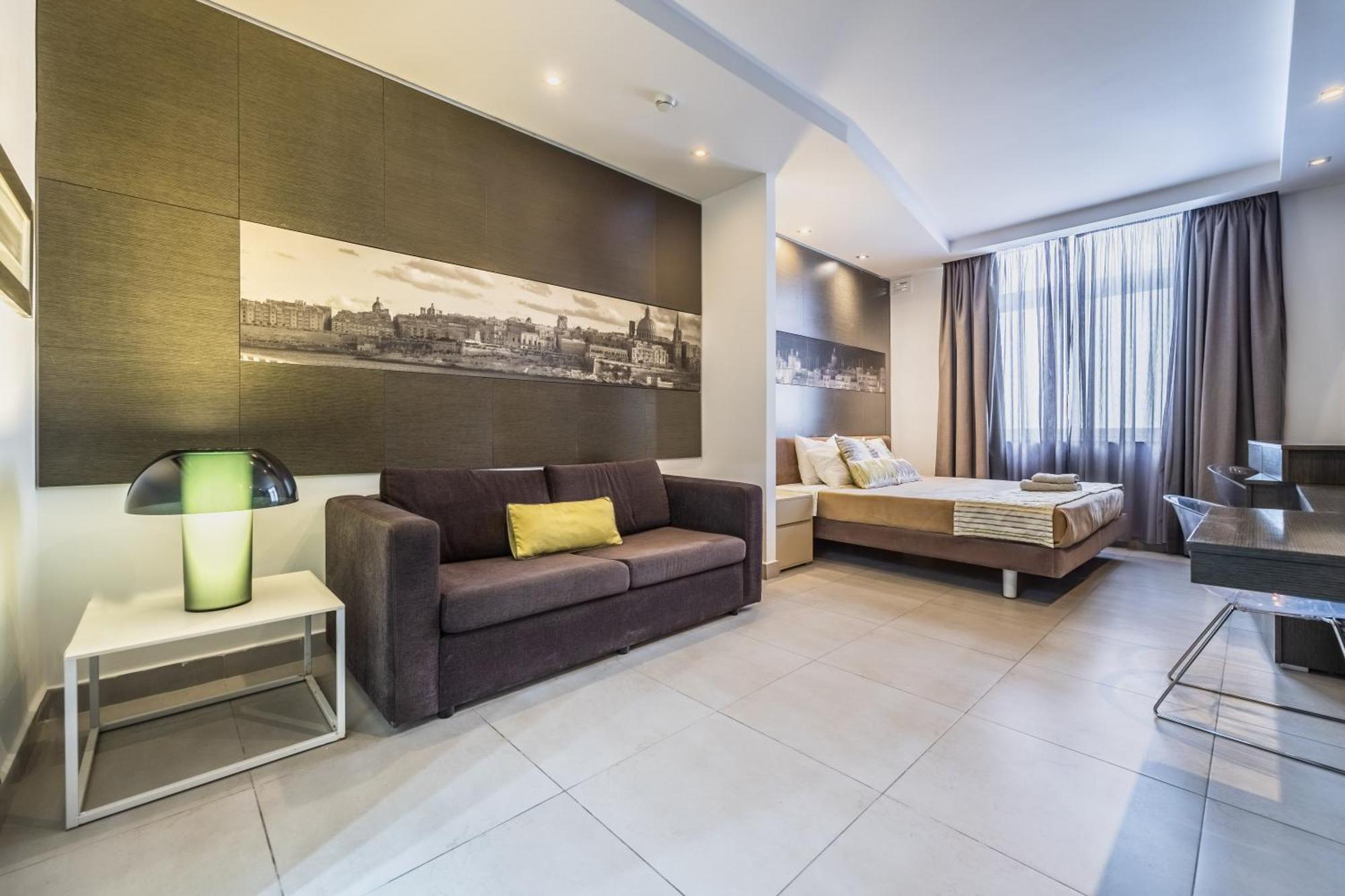 Saint Julian's Jules Suites מראה חיצוני תמונה