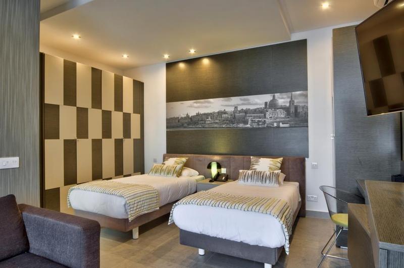 Saint Julian's Jules Suites מראה חיצוני תמונה